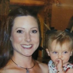 Meet your Posher, Lara